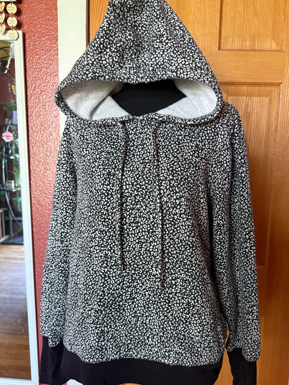 Nine West Black & White Leopard-Print Hooded Pullover